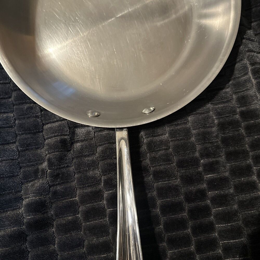 All Clad 10 inch Frying Pan D3 Stainless Steel Made In USA Saute Pan READ - Picture 2 of 7